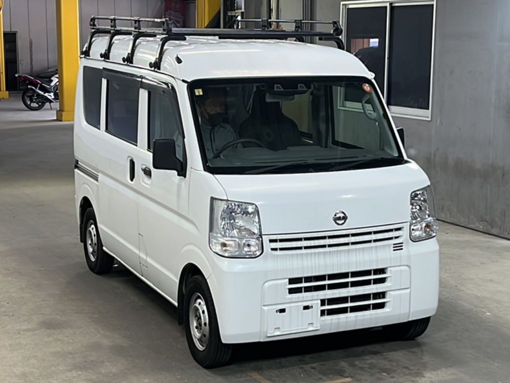 NISSAN NV100 CLIPPER