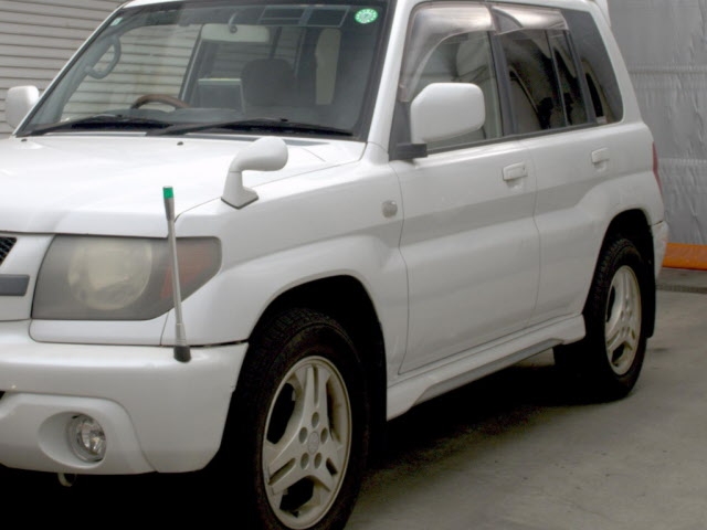 MITSUBISHI PAJERO IO