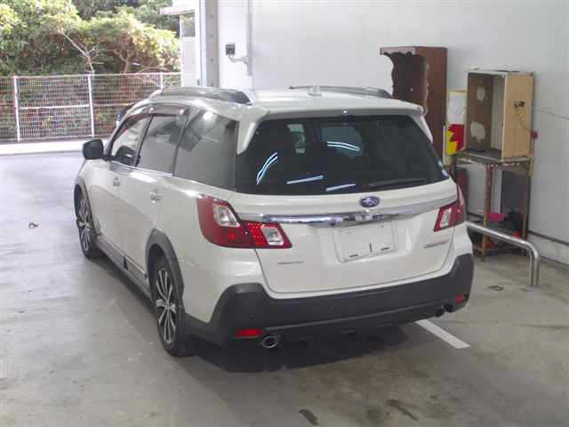 SUBARU EXIGA CROSSOVER 7