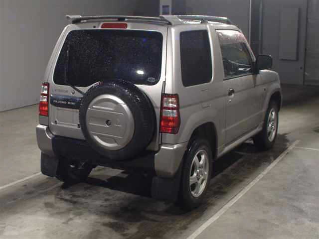 MITSUBISHI PAJERO MINI