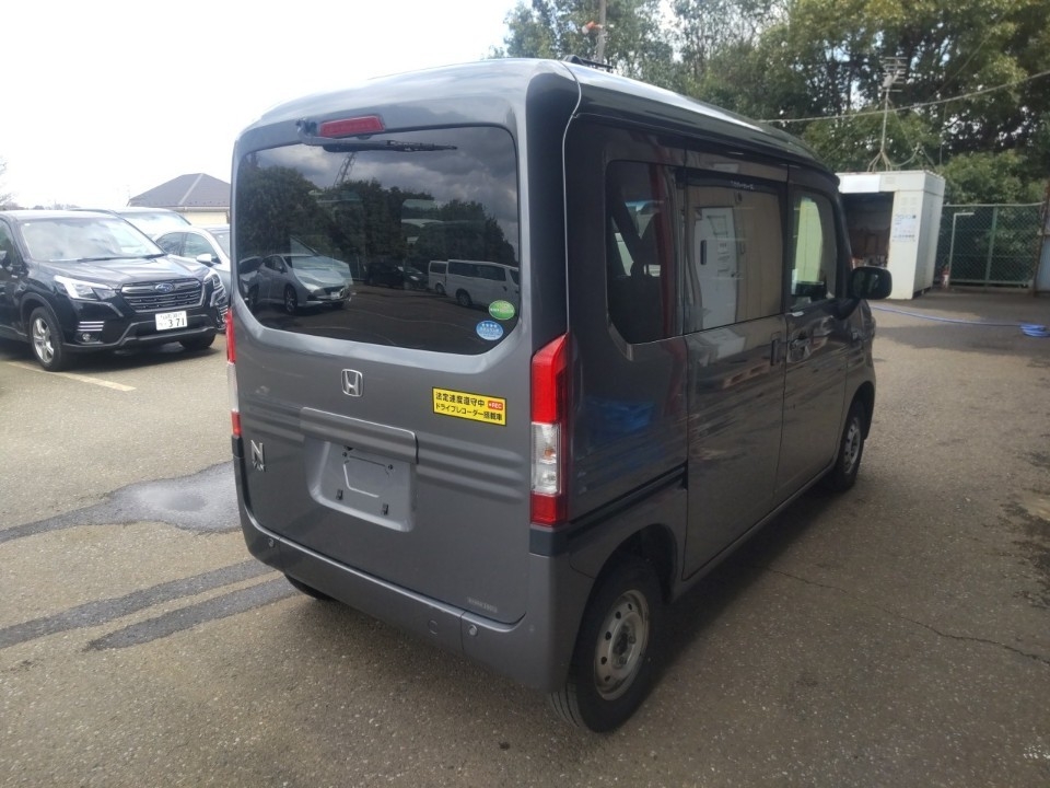 HONDA N-VAN