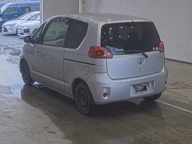 TOYOTA PORTE
