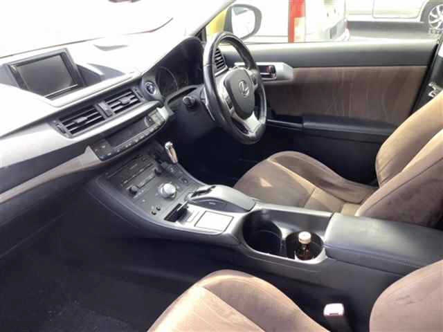 LEXUS CT200H
