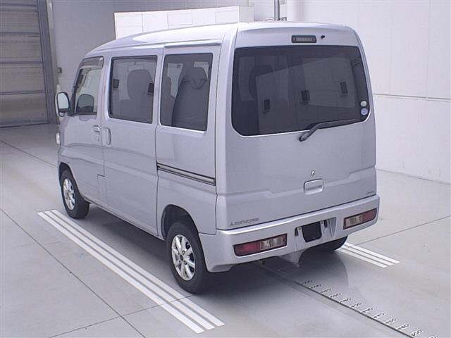 MITSUBISHI MINICAB