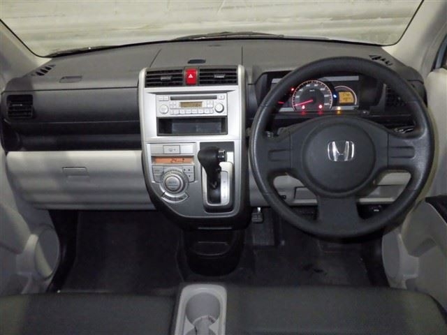 HONDA ZEST