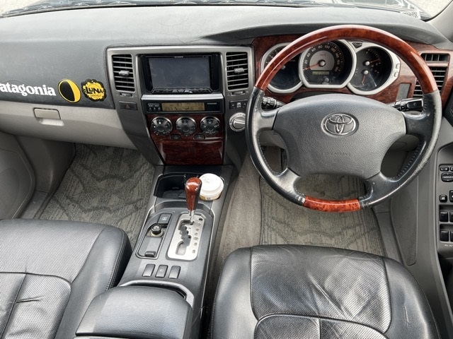 TOYOTA HILUX SURF