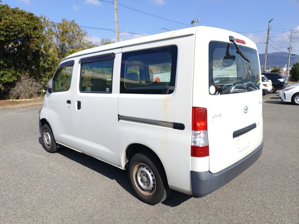 TOYOTA LITE ACE