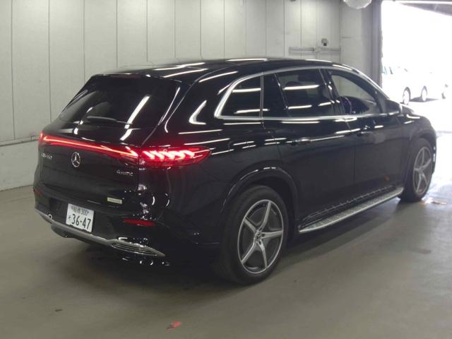 MERCEDES-BENZ EQS SUV