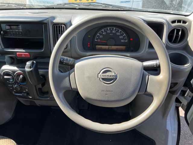 NISSAN NV100 CLIPPER