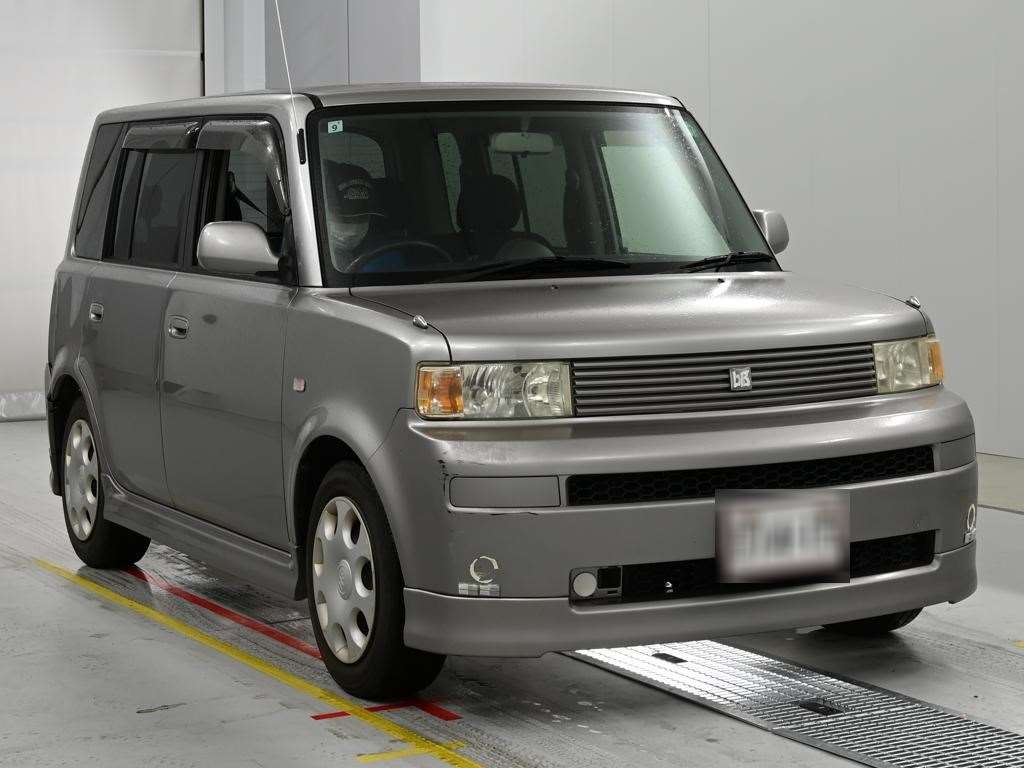 TOYOTA BB