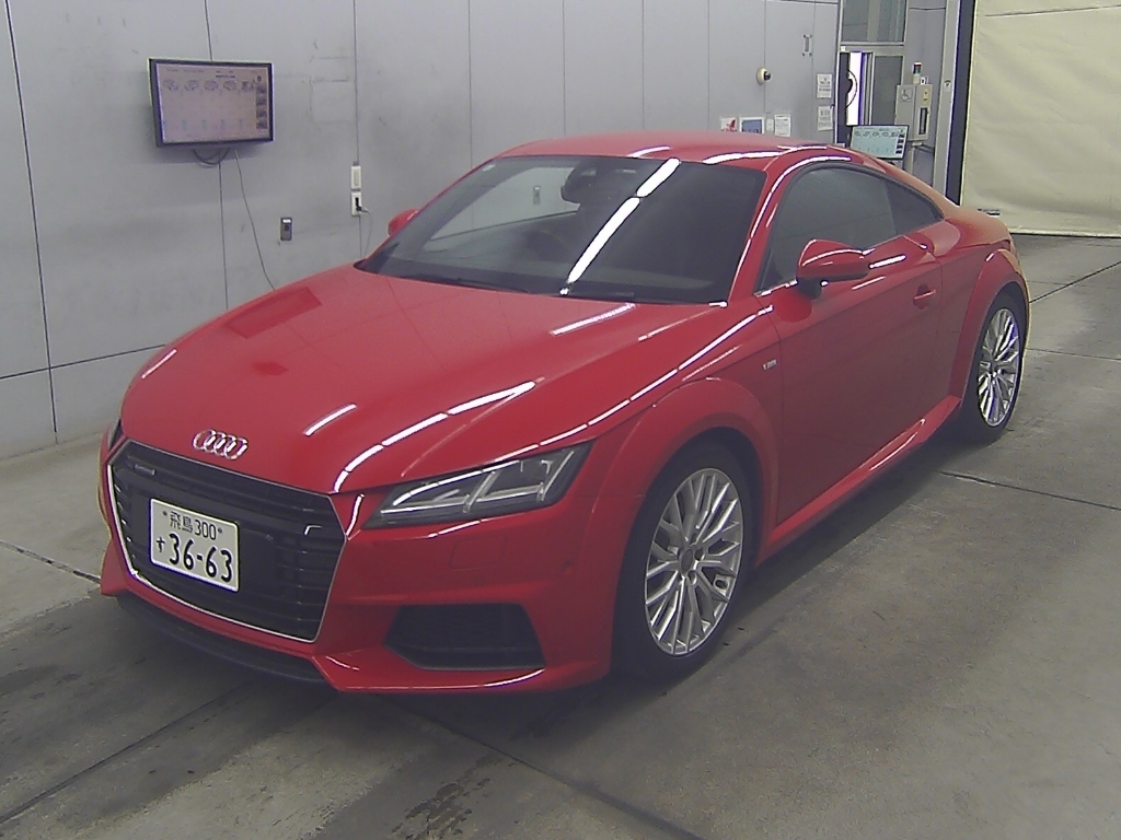 AUDI TT