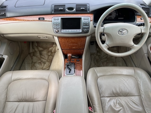 TOYOTA BREVIS