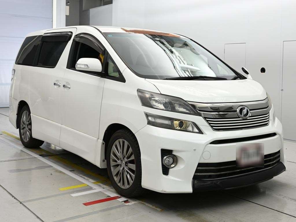 TOYOTA VELLFIRE