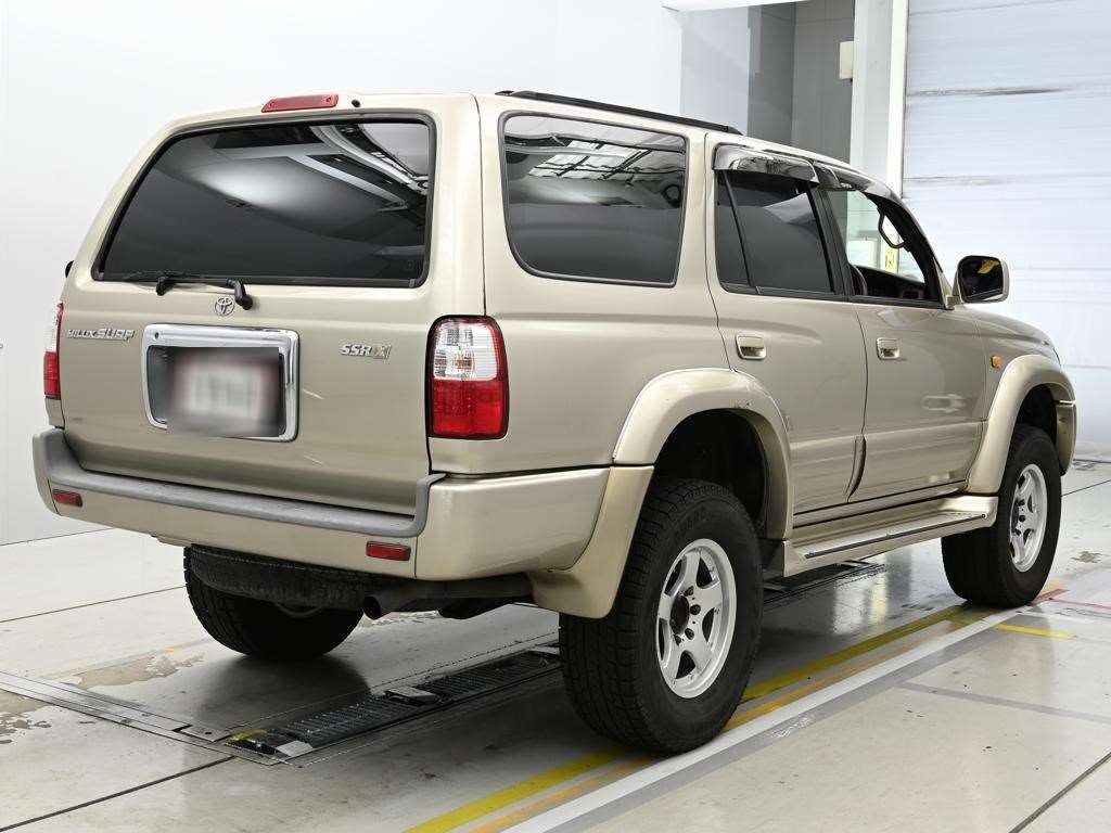 TOYOTA HILUX SURF
