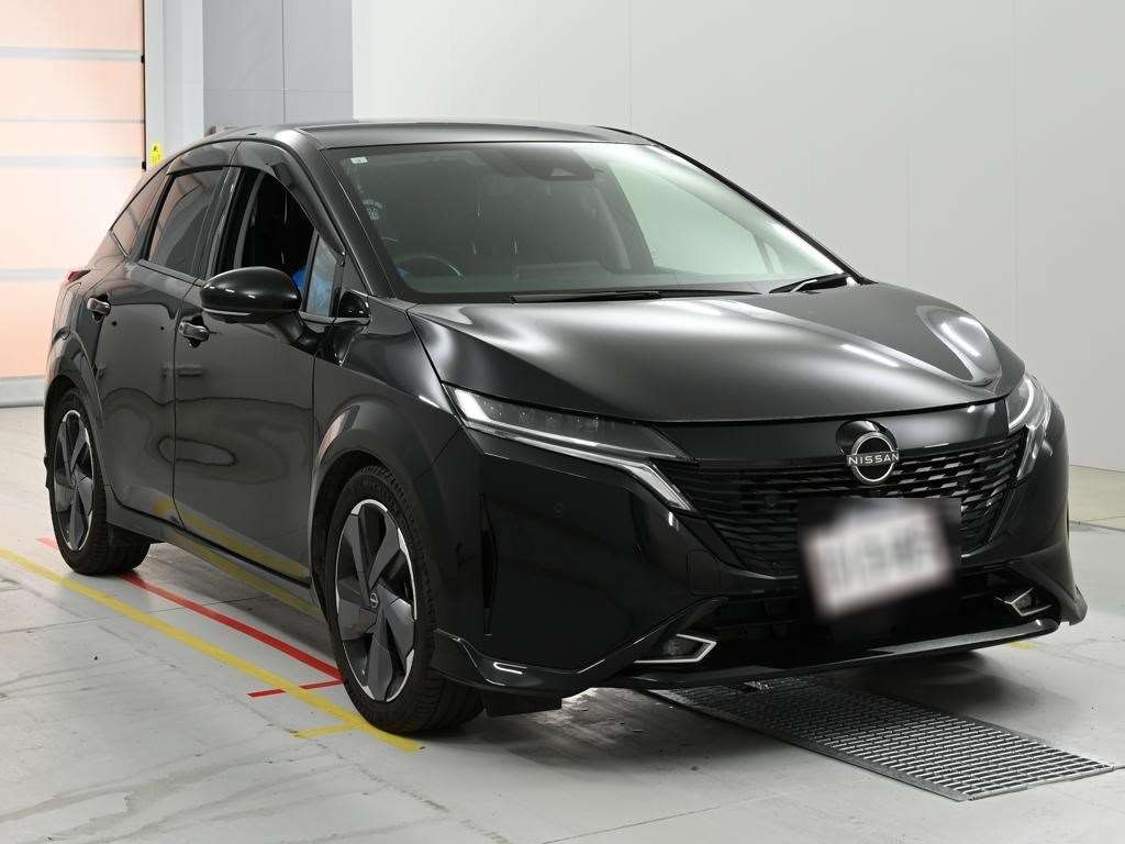 NISSAN AURA