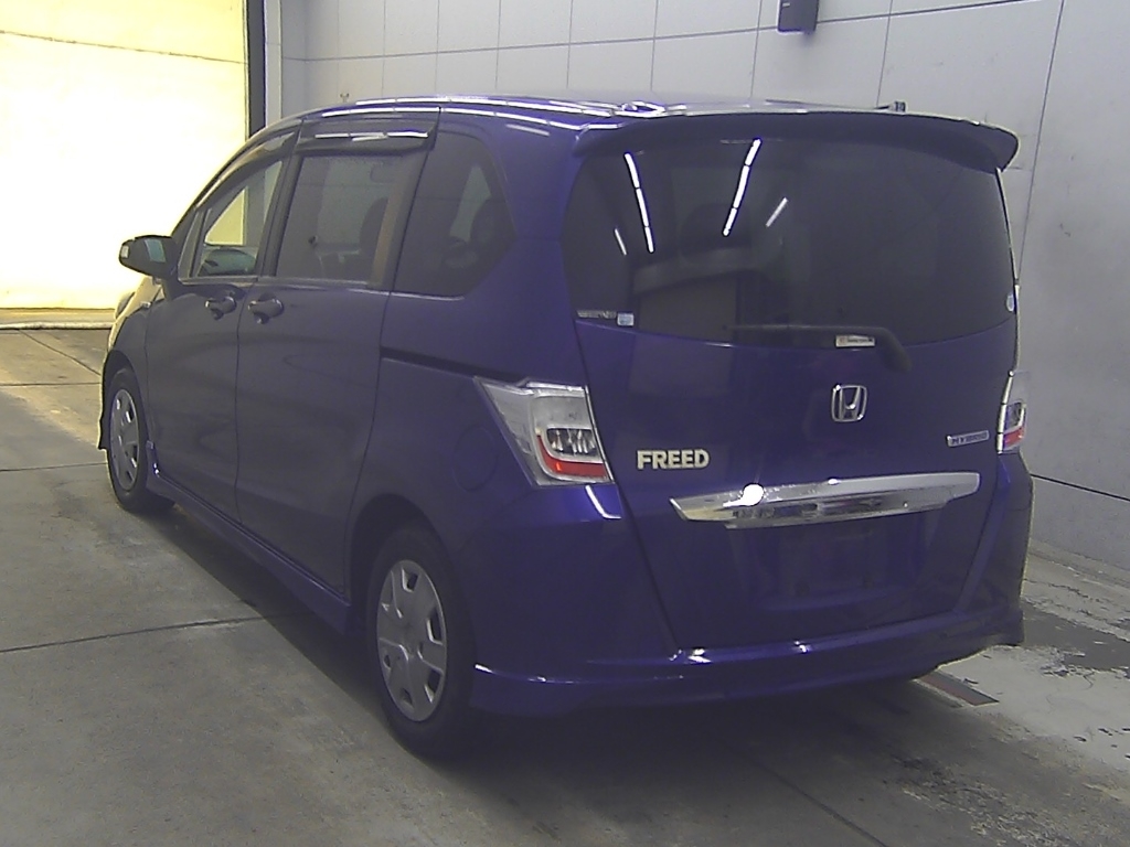 HONDA FREED