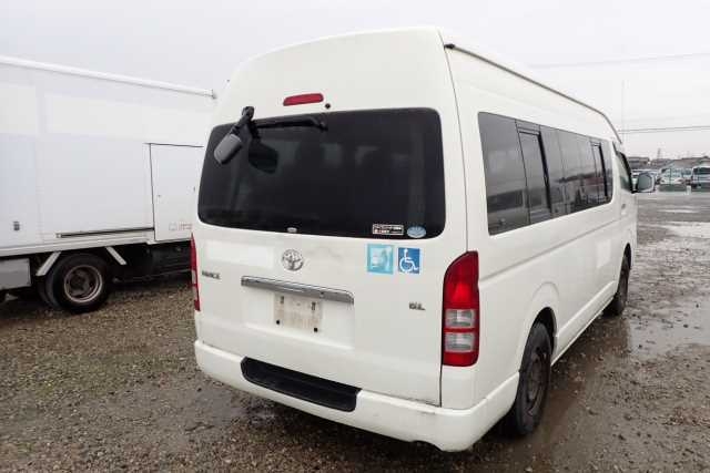 TOYOTA REGIUS ACE