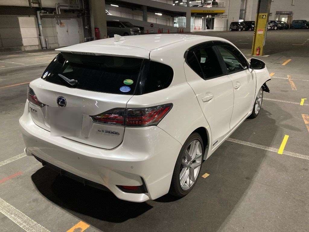 LEXUS CT200H