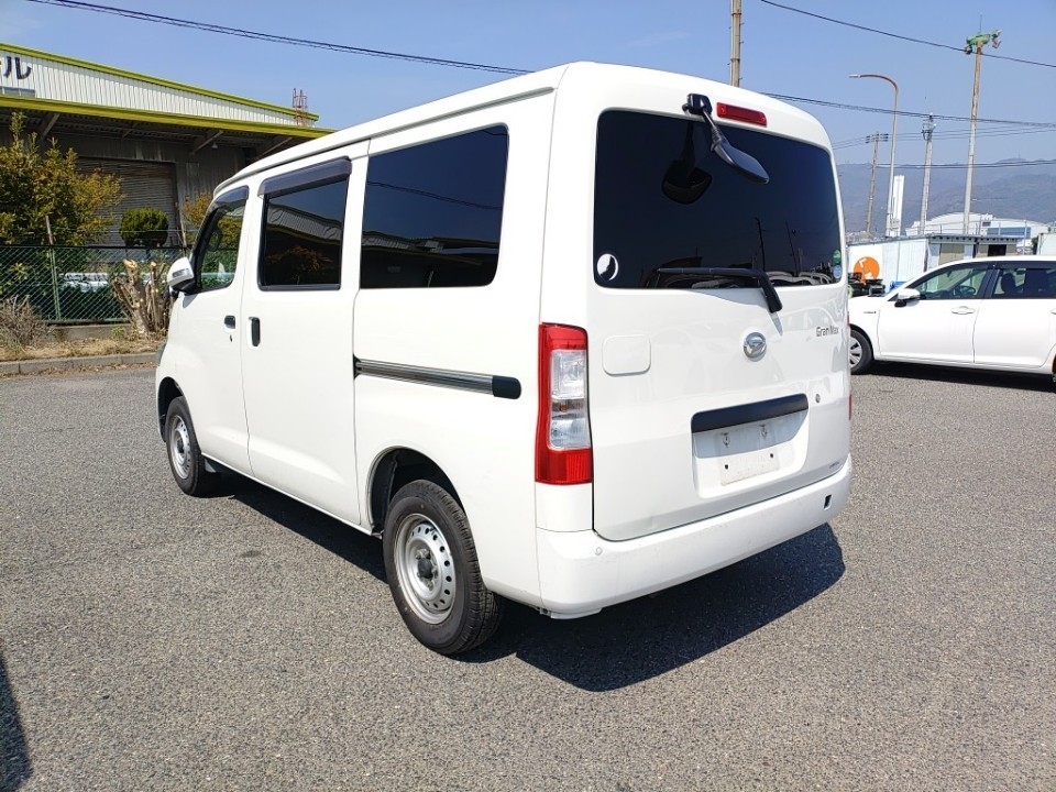 DAIHATSU GRAN MAX