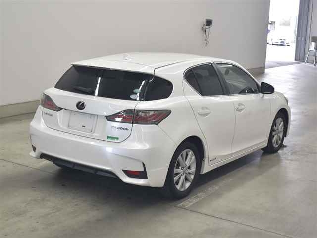 LEXUS CT200H