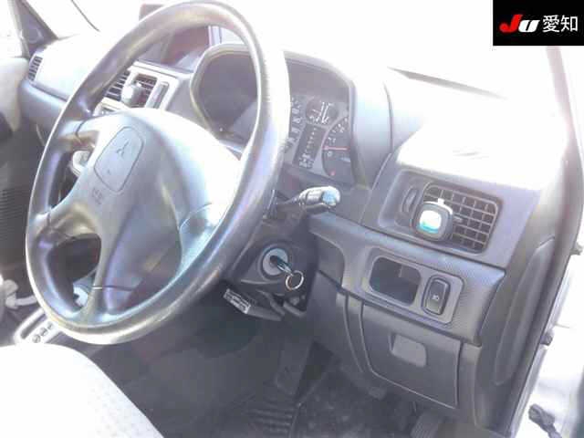 MITSUBISHI PAJERO IO