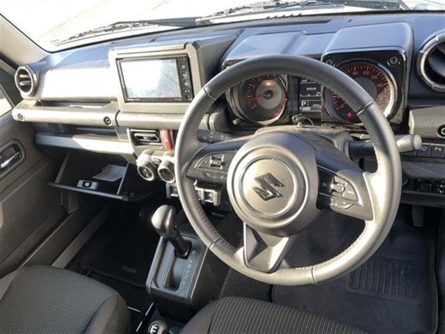 SUZUKI JIMNY SIERRA
