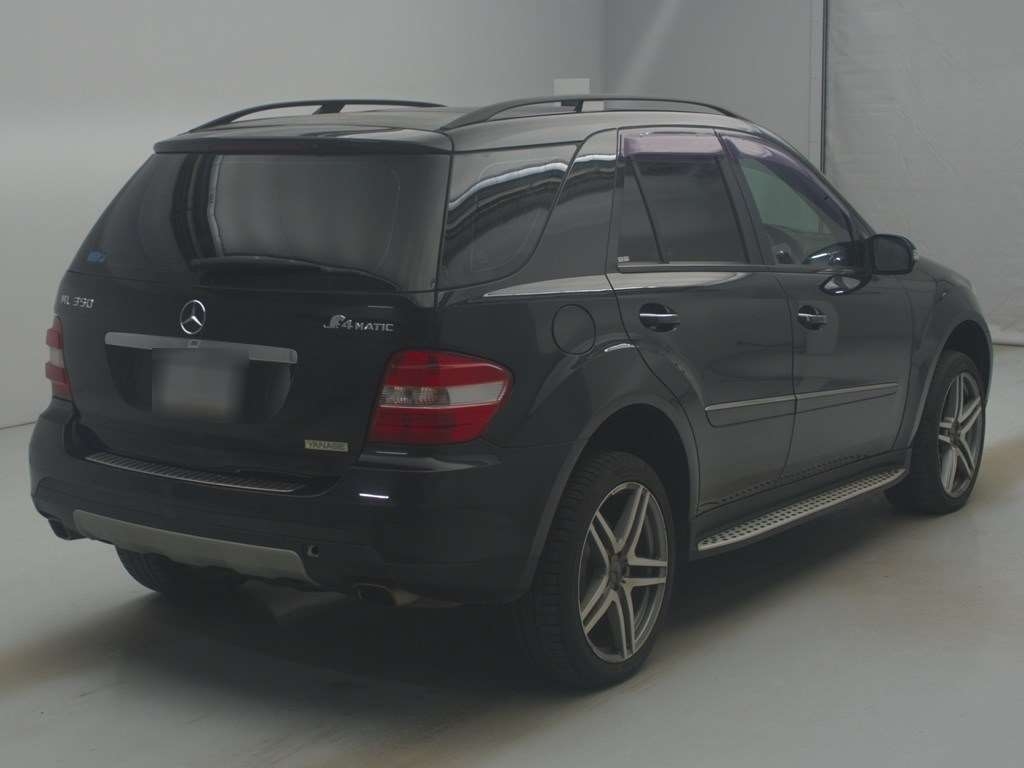 MERCEDES-BENZ M-CLASS