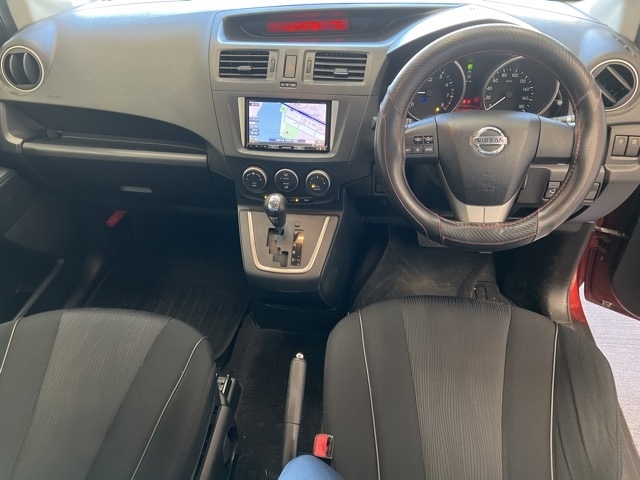 NISSAN LAFESTA