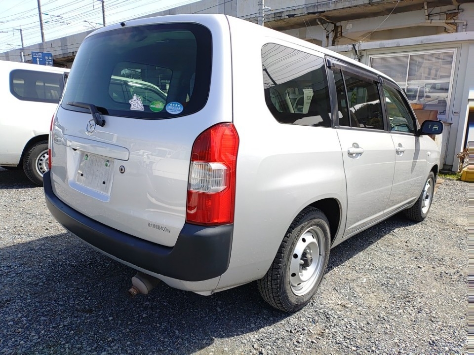 MAZDA FAMILIA
