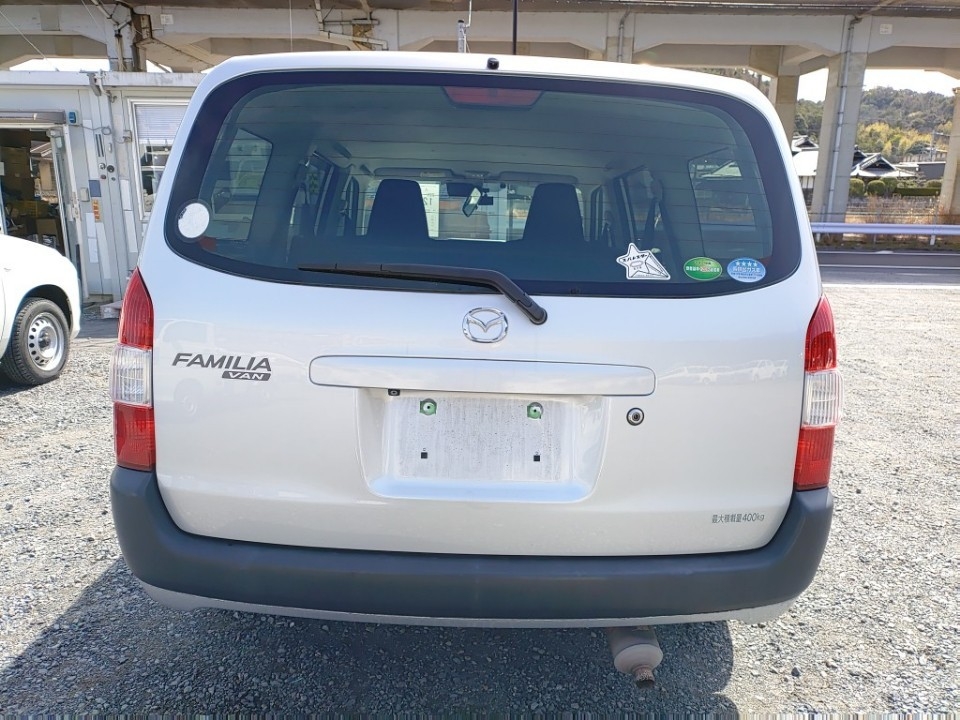 MAZDA FAMILIA