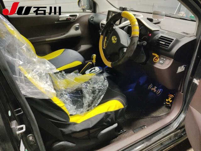 TOYOTA IQ