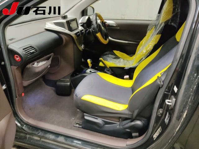 TOYOTA IQ