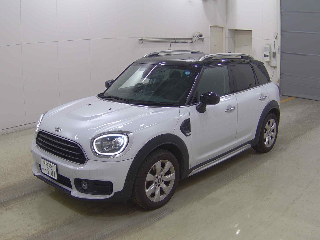 MINI CROSSOVER
