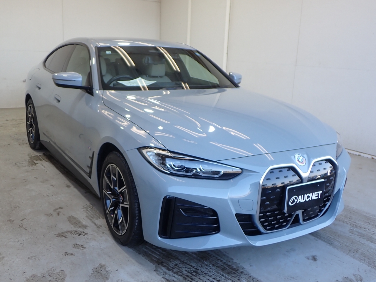 BMW I4
