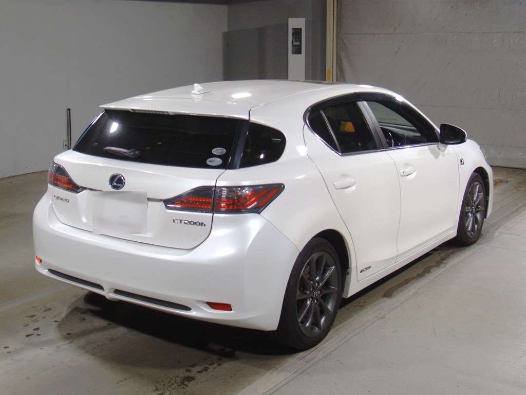 LEXUS CT200H