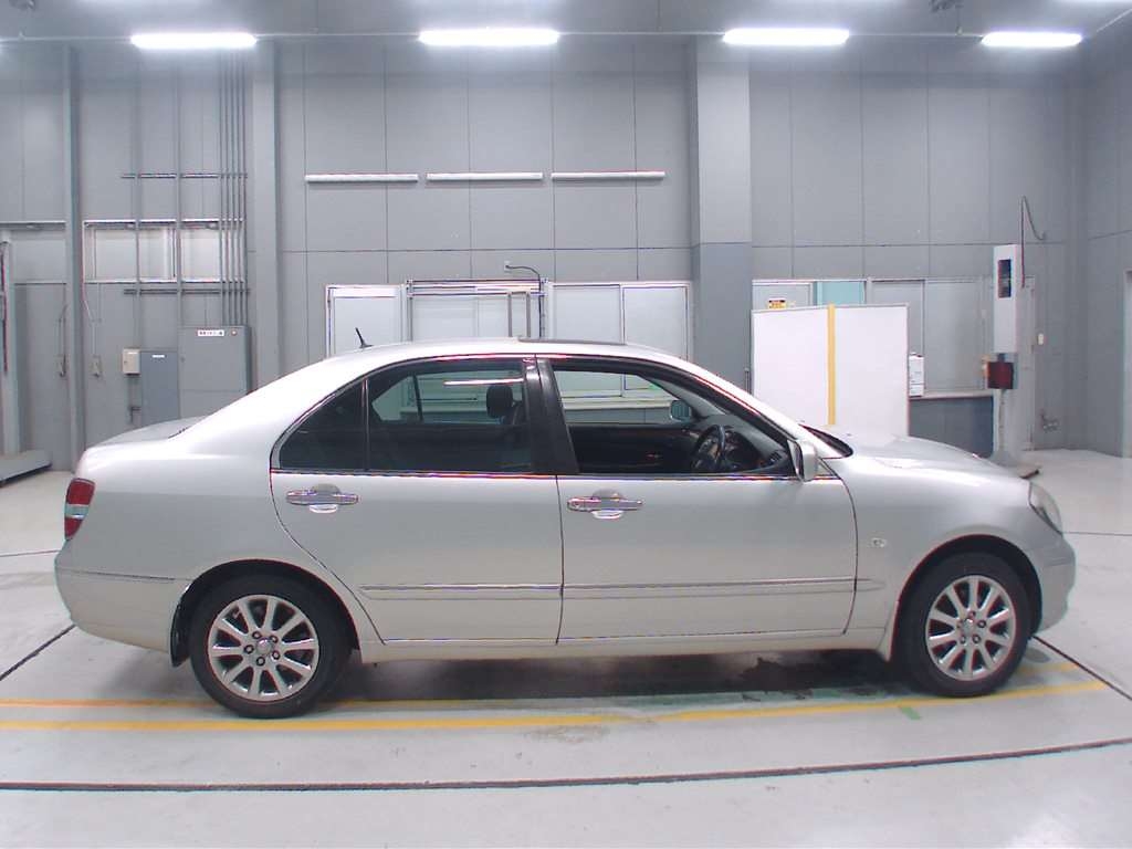 TOYOTA BREVIS