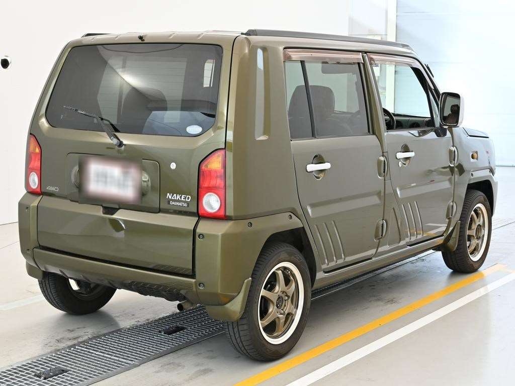 DAIHATSU NAKED