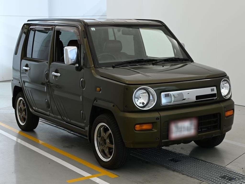 DAIHATSU NAKED