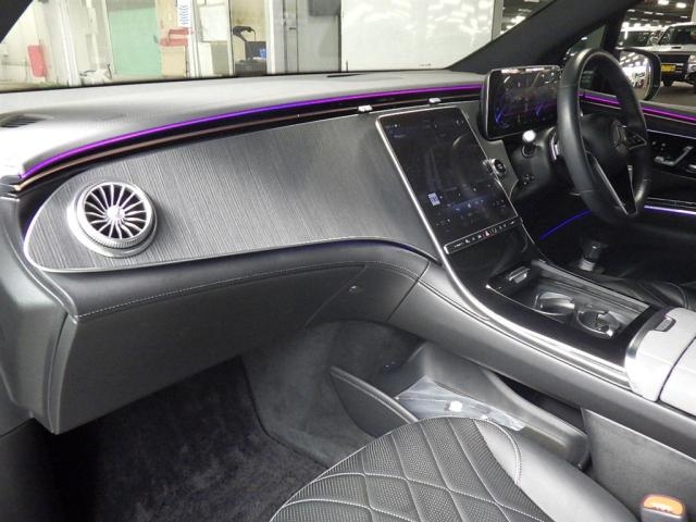 MERCEDES-BENZ EQS SUV