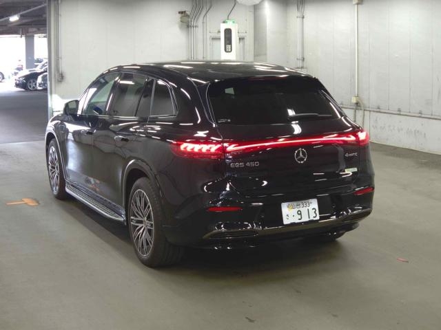 MERCEDES-BENZ EQS SUV