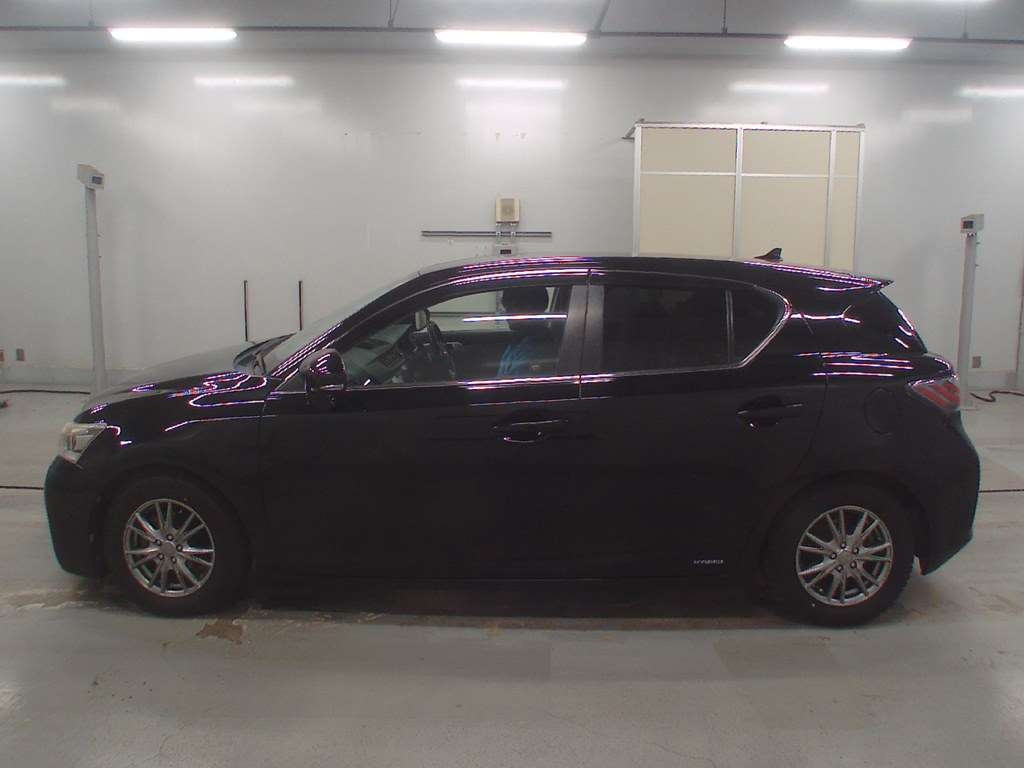 LEXUS CT200H