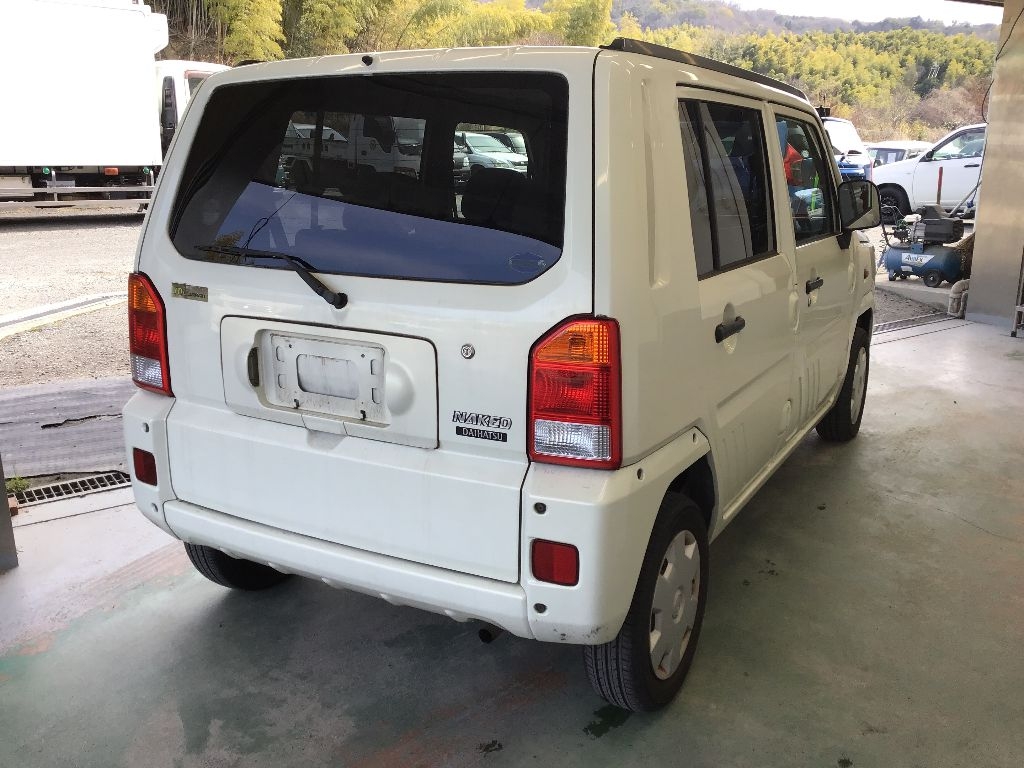 DAIHATSU NAKED