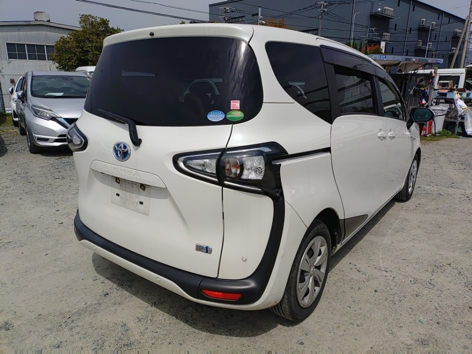 TOYOTA SIENTA