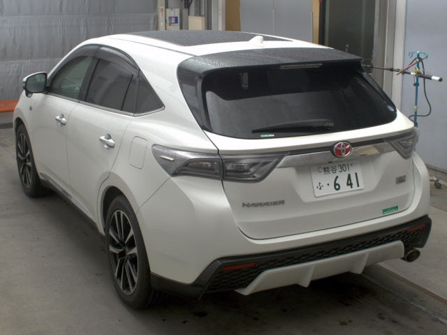 TOYOTA HARRIER
