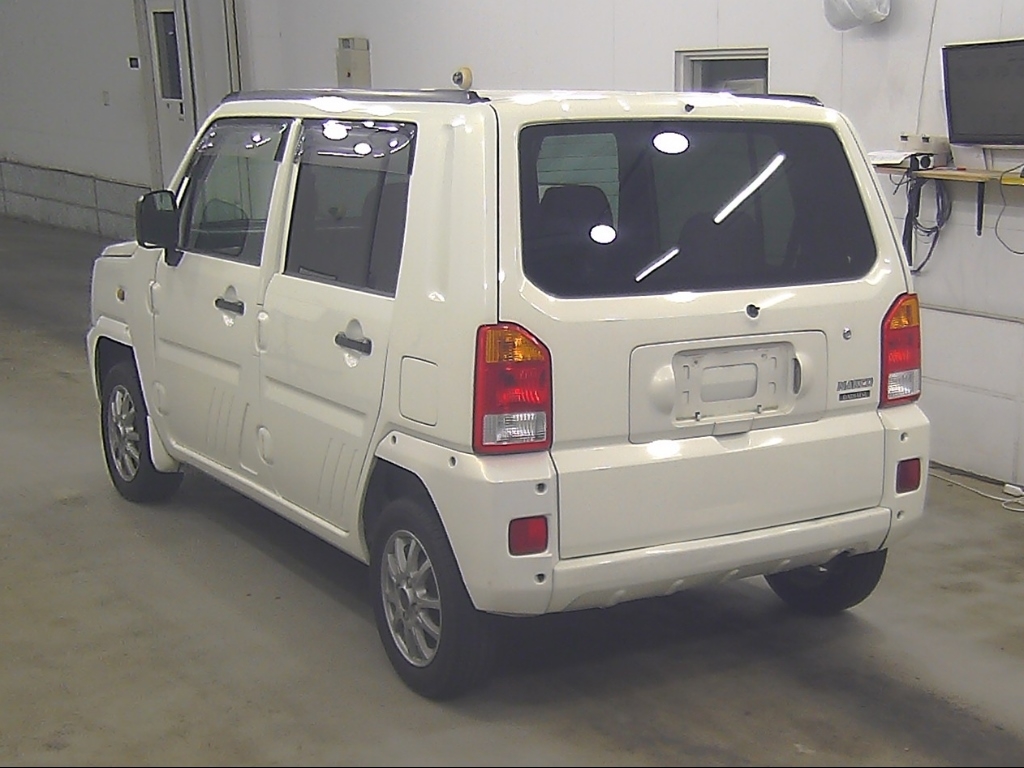 DAIHATSU NAKED