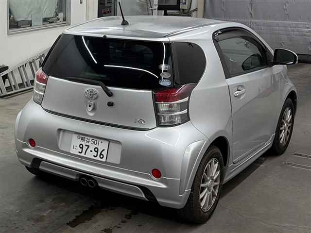 TOYOTA IQ