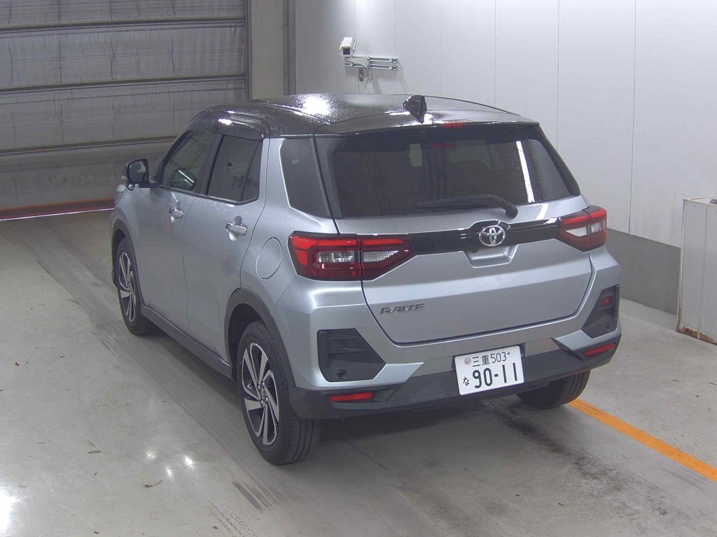 TOYOTA RAIZE
