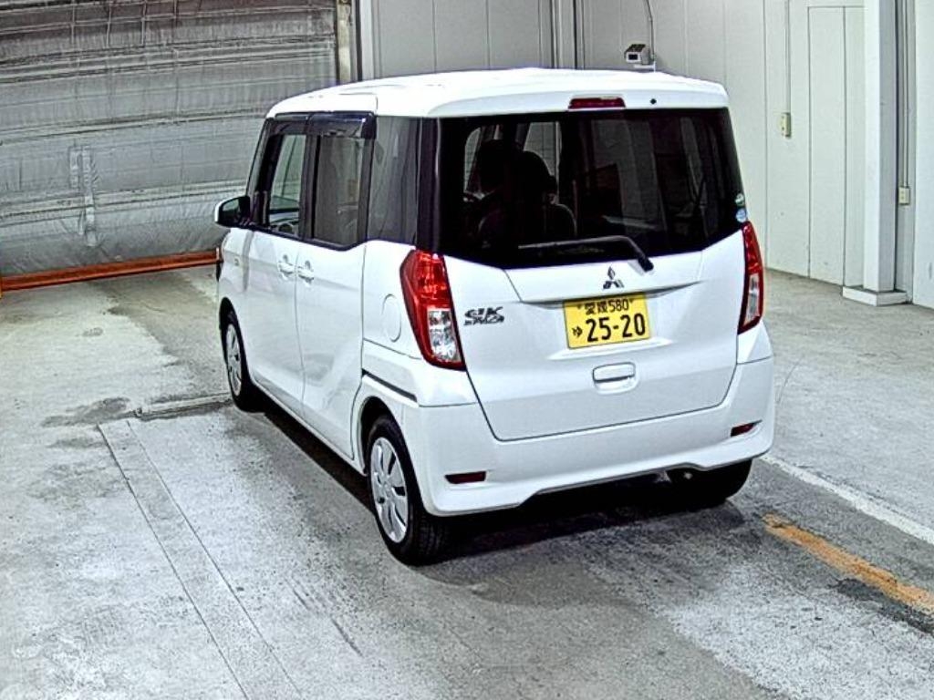MITSUBISHI EK SPACE