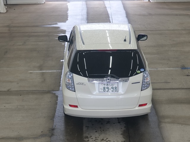 HONDA FIT SHUTTLE