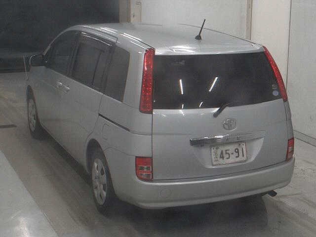 TOYOTA ISIS